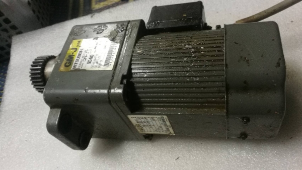 750 บ.ส่งถึงบ้านฟรีโทร 083-2000058 LINE ID: line832923 มอเตอร์เกียร์ยี่ห้อ MITSUBISHI ขนาดกำลัง 60 W