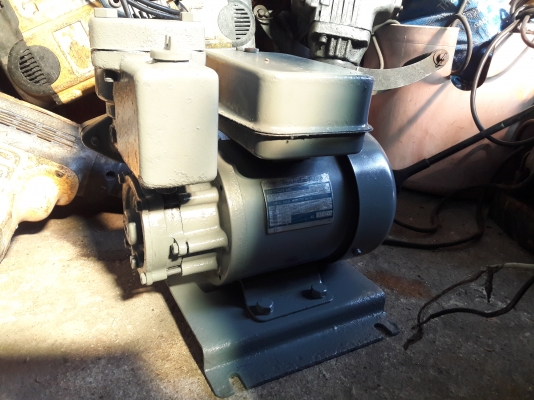 ขาย !! ปั้มน้ำมากีต้า.ขนาด400w.220v.สภาพพร้อมใช้งาน