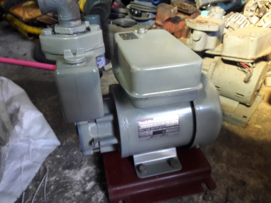ขาย !! ปั้มน้ำมากีต้า.ขนาด400w.220v.สภาพพร้อมใช้งาน