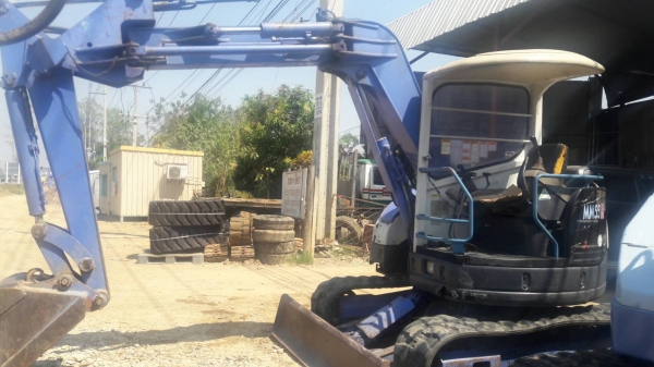 รถขุดขนาดเล็ก MITSUBISHI MM 55