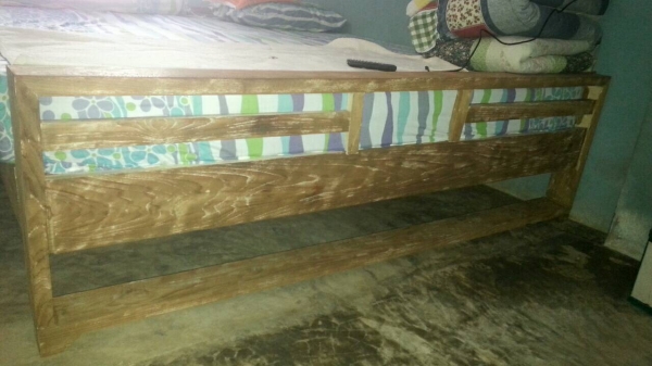 เตียง 6 ฟุตไม้สัก เตียง 6 ฟุตไม้สัก