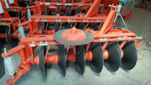 ด่วนมาก ผานพรวน 6x22 ของ CS สำหรับ รถ 34 แรงขึ้นไป ราคาพิเศษ 29,000 ของมีจำนวนจำกัด ด่วนมาก ผานพรวน 6x22 ของ CS สำหรับ รถ 34 แรงขึ้นไป ราคาพิเศษ 29,000 ของมีจำนวนจำกัด