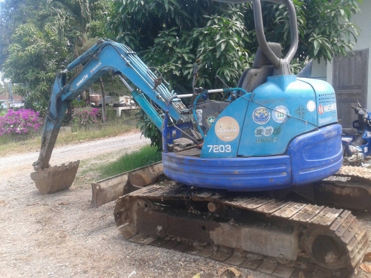 **ขาย**แม็คโคร Komatsu PC40 FR1 สภาพรถดีพร้อมใช้งานได้เลย สนใจติดต่อ 0819793899 **ขาย**แม็คโคร Komatsu PC40 FR1 สภาพรถดีพร้อมใช้งานได้เลย สนใจติดต่อ 0819793899