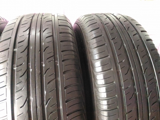 ยางเปอร์เซ็นคัดสภาพ Dunlop Grandtrek PT3  265 65 17 ปี 16