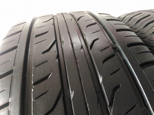 ยางเปอร์เซ็นคัดสภาพ Dunlop Grandtrek PT3  265 65 17 ปี 16