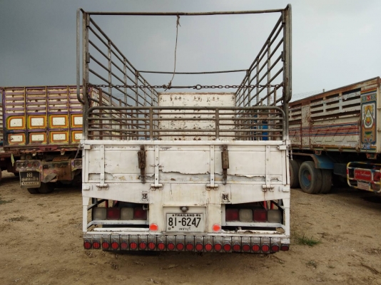 ขาย ISUZU รุ่นFRR มือสองตามสภาพ