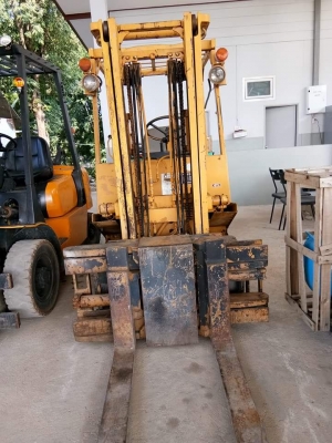 รถยก TCM รุ่น FVG10