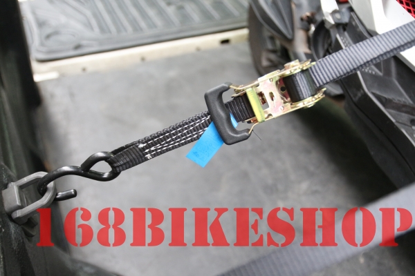 บันไดอลูมิเนียมสำหรับนำมอเตอร์ไซค์ขึ้นรถกระบะเพื่อขนย้าย2,500บ.