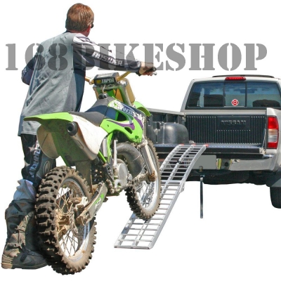 บันไดอลูมิเนียมสำหรับนำมอเตอร์ไซค์ขึ้นรถกระบะเพื่อขนย้าย2,500บ.