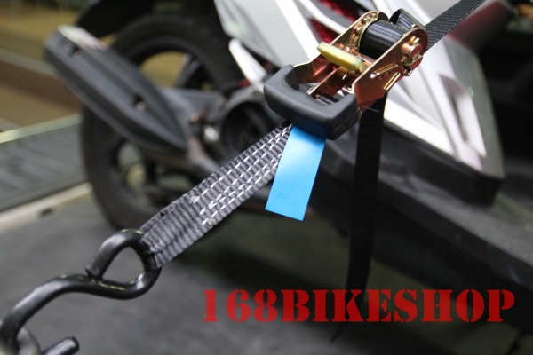 บันไดอลูมิเนียมสำหรับนำมอเตอร์ไซค์ขึ้นรถกระบะเพื่อขนย้าย2,500บ.