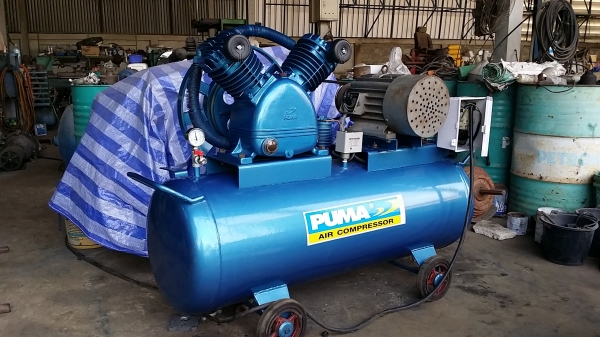 ขาย....Puma 7.5 hp.ไฟ380 พร้อมลุยใช้กันยาวๆ ขาย....Puma 7.5 hp.ไฟ380 พร้อมลุยใช้กันยาวๆ