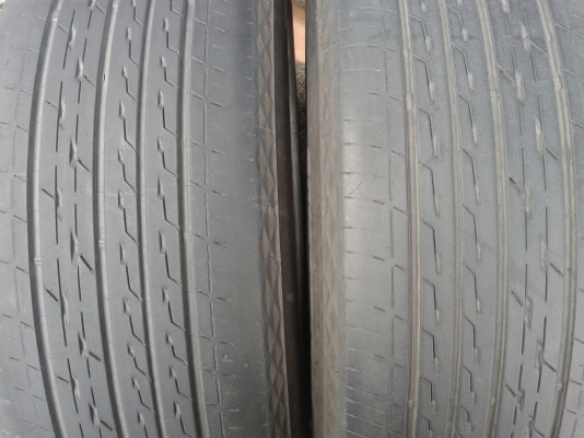 ยางฺBridgestone 215-55-17 ปลายปี15 ยางฺBridgestone 215-55-17 ปลายปี15