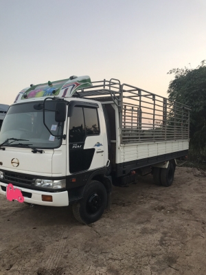 Hino FC4J เครื่อง 145 แรง turbo inter ปี 45 รถห้างแท้ ช่วงกระบะยาว 5.50 เมตร ทะเบียนพร้อม Hino FC4J เครื่อง 145 แรง turbo inter ปี 45 รถห้างแท้ ช่วงกระบะยาว 5.50 เมตร ทะเบียนพร้อม