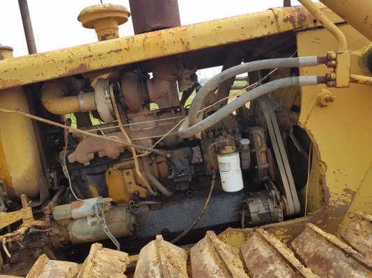 ขายรถแทรกเตอร์ CAT D5 ตีนเป็ด เกียรตัด ราคา.270000 เ้ครื่องแรง ปั้มดี บอร์ดีรอบคันสวย รถใช้งานอยู่ สนใจโทร.081-3531946 ต่อ.บางนา รถอยู่ฉะเชิงเทรา