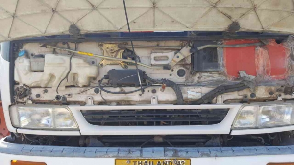 ขาย รถ 10 ล้อ หัวลาก ISUZU DECA 270 EURO 1 ปี 43 เครื่องเดิม เกียร์เดิม ช่วงล่างดี รถต้องเก็บงาน เอกสารเล่มทะเบียนครบ ขาย รถ 10 ล้อ หัวลาก ISUZU DECA 270 EURO 1 ปี 43 เครื่องเดิม เกียร์เดิม ช่วงล่างดี รถต้องเก็บงาน เอกสารเล่มทะเบียนครบ