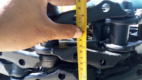 โซ่pc40-7 มี2คู่ของใหม่ราคาคู่ละ25000บาทครับ