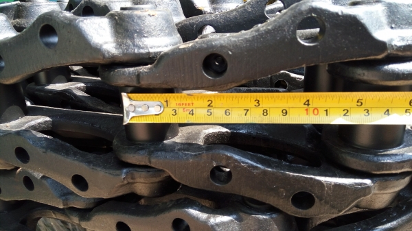 โซ่pc40-7 มี2คู่ของใหม่ราคาคู่ละ25000บาทครับ