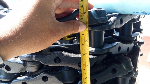 โซ่pc40-7 มี2คู่ของใหม่ราคาคู่ละ25000บาทครับ