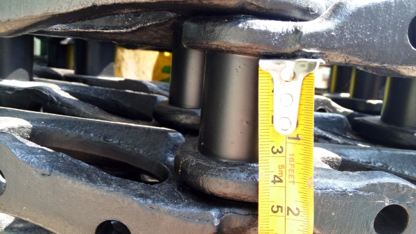 โซ่pc40-7 มี2คู่ของใหม่ราคาคู่ละ25000บาทครับ