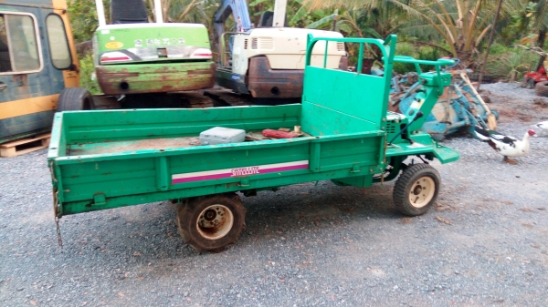 รถบรรทุก4ล้อบรรทุกเกษตร มิตซุบิชิ สภาพสวยพร่อมใช้ยกดั้มด้วยมืิอ