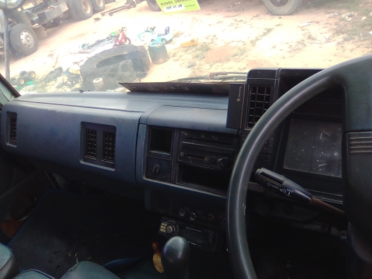 แยกอะไหล่195ครับ สนใจเช็คราคา0652211456 แยกอะไหล่195ครับ สนใจเช็คราคา0652211456