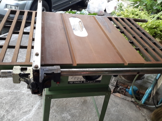 ลดราคาครับ  โต๊ะเลื่อยวงเดือน12 นิ้วปรับองศาปรับใบเลื่อยขึ้นลงได้