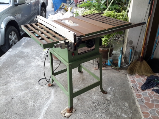 ลดราคาครับ  โต๊ะเลื่อยวงเดือน12 นิ้วปรับองศาปรับใบเลื่อยขึ้นลงได้