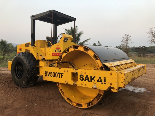 ขายรถบด  10 ตัน สั่นสะเทือน