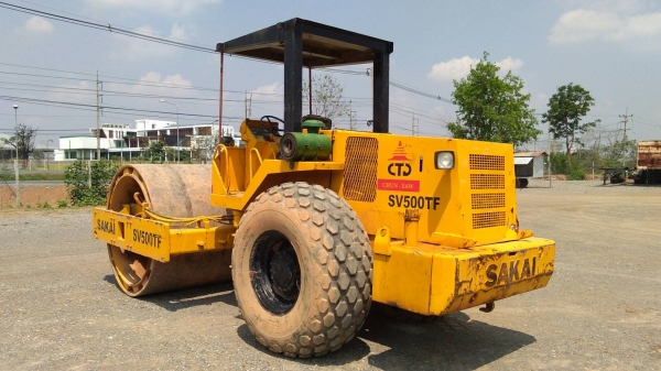 ขายรถบด  10 ตัน สั่นสะเทือน