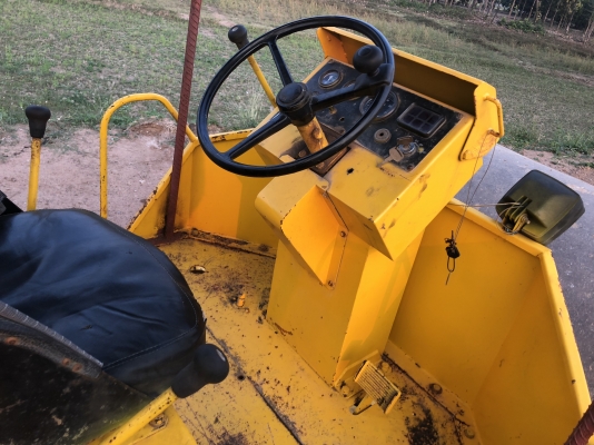 ขายรถบด  10 ตัน สั่นสะเทือน