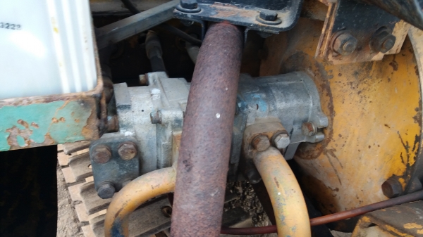 pc30-5พร้อมใช้ โซ่ด้ช่วงล่างเต็ม ระบบดีเร็วแรงไม่มีโหลด