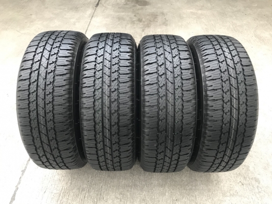 ล้อแม็กป้ายแดง Toyota Revo ขอบ17 พร้อมยางป้ายแดง Bridgestone ปี 18 สวยกริ๊บ ตุ่ม เส้นสีชัดๆ