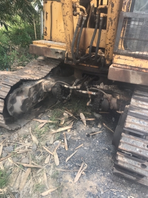 ขายKomatsu 12Htสภาพสวยพร้อมใช้ ติดต่อคุณอ๊อฟ พิจิตร 086-737-9991