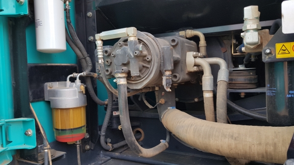 ขายดาวน์รถแบ็คโฮ KOBELCO SK200 Mark 10 ใช้งานเพียง 1 พันชั่วโมง สภาพนางฟ้า สวย ไม่มีที่ติ ขายดาวน์รถแบ็คโฮ KOBELCO SK200 Mark 10 ใช้งานเพียง 1 พันชั่วโมง สภาพนางฟ้า สวย ไม่มีที่ติ