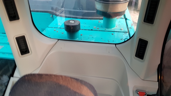 ขายดาวน์รถแบ็คโฮ KOBELCO SK200 Mark 10 ใช้งานเพียง 1 พันชั่วโมง สภาพนางฟ้า สวย ไม่มีที่ติ ขายดาวน์รถแบ็คโฮ KOBELCO SK200 Mark 10 ใช้งานเพียง 1 พันชั่วโมง สภาพนางฟ้า สวย ไม่มีที่ติ