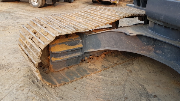 ขายดาวน์รถแบ็คโฮ KOBELCO SK200 Mark 10 ใช้งานเพียง 1 พันชั่วโมง สภาพนางฟ้า สวย ไม่มีที่ติ ขายดาวน์รถแบ็คโฮ KOBELCO SK200 Mark 10 ใช้งานเพียง 1 พันชั่วโมง สภาพนางฟ้า สวย ไม่มีที่ติ