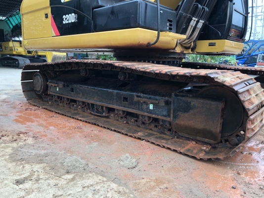 ขายรถแบ็คโฮ CAT320D2 ใช้งานเพียง 5 พันชั่วโมง สภาพนางฟ้า สวยแน่นเต็มทุกระบบ