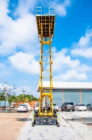 ฝากขายรถกระเช้า SV12-10 ใช้งาน 2 ปีครั้ง สภาพดีมาก เก่าเก็บของจริง