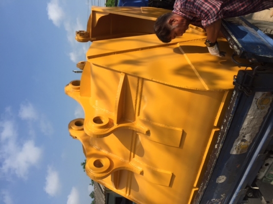 บุ้งกี๋PC300 จากนอกงานเหมือง