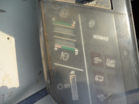 PC35R-8รถนอกแท้ๆยังไม่ได้ใช้งานในไทย3,000กว่าชั่วโมง @545,000บาทสนใจโทรหา ☎ 081-989-1989 + ID LINE : rangrayong หรั่งครับ