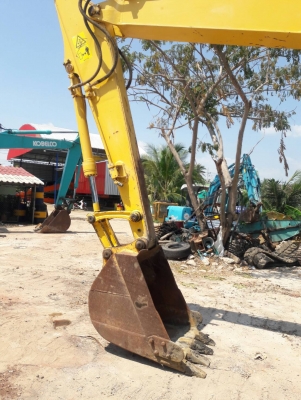 ขายจ้า..KOMATSU PC138US-2E1  มาใหม่  เก่านอกแท้  เดิมๆๆ  สภาพสวย  มีลายแย๊ก  7,XXX  ชั่วโมง  พร้อมใช้  โทร 089-3818694  ดวงนภา