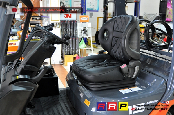 ขายรถโฟล์คลิฟท์มือสอง TOYOTA รุ่น 8FG15-31782 นำเข้าจากประเทศญี่ปุ่น 100\% ไม่เคยใช้งานในไทย