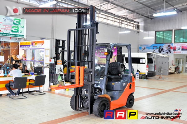 ขายรถโฟล์คลิฟท์มือสอง TOYOTA รุ่น 8FG15-31782 นำเข้าจากประเทศญี่ปุ่น 100\% ไม่เคยใช้งานในไทย