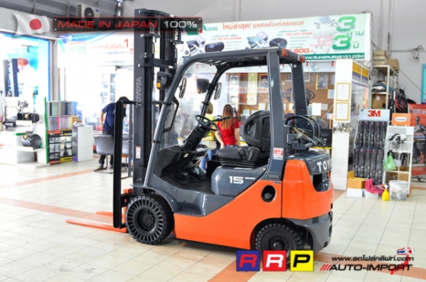 ขายรถโฟล์คลิฟท์มือสอง TOYOTA รุ่น 8FG15-31782 นำเข้าจากประเทศญี่ปุ่น 100\% ไม่เคยใช้งานในไทย