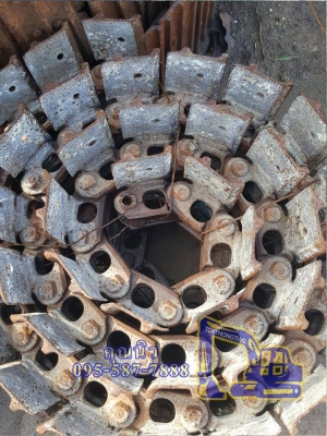 โซ่ใบ KOMATSU PC30-6 30ซม เซียงกงใน 18,000 บาท