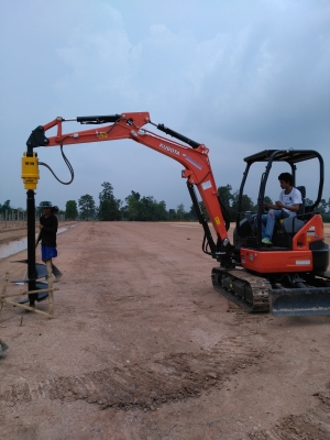 มอเตอร์สว่านเจาะดิน WIN ติดแมคโครรับประกัน 1ปี ของใหม่!!