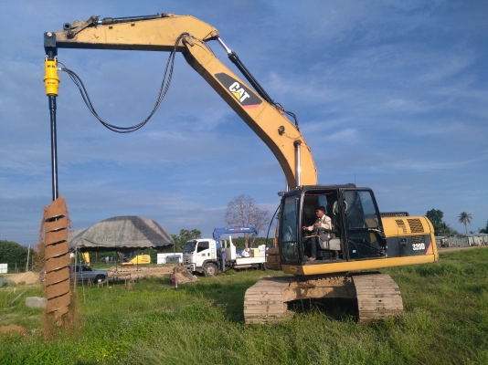 มอเตอร์สว่านเจาะดิน WIN ติดแมคโครรับประกัน 1ปี ของใหม่!!