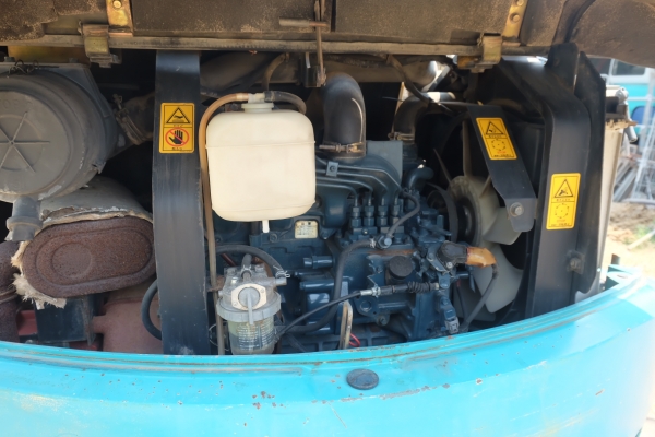 รถขุด kubota u40-3 นำเข้าญี่ปุ่นไม่เคยใช้ในไทย โทร 086-1602189