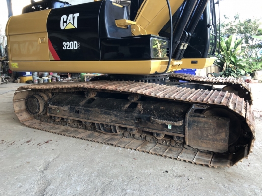 CAT 320D