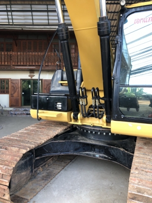 CAT 320D CAT 320D
